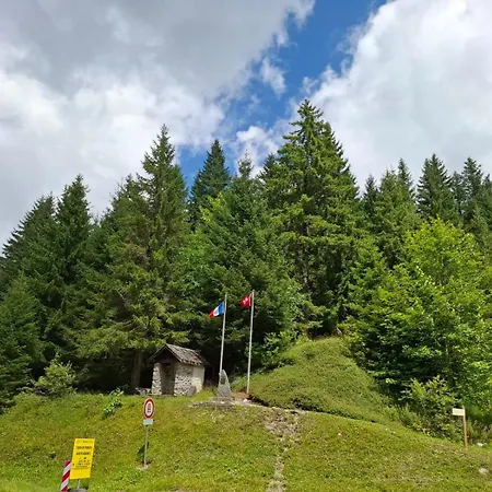 Apartment Appartement Bellevue Traversant, Morgins, Portes Du Soleil